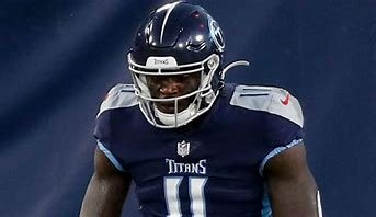 is-brian-kelly-related-to-chip-kelly