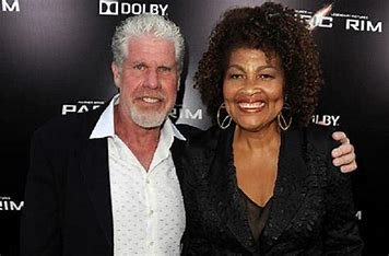 is-ron-perlman-related-to-rhea-perlman