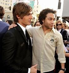 is-zac-efron-related-to-nora-ephron