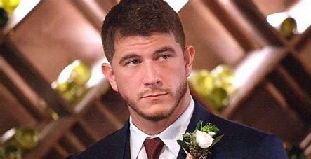 is-cole-from-love-is-blind-related-to-barnett