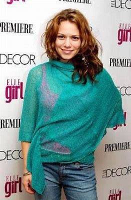 is-bethany-joy-lenz-related-to-kay-lenz