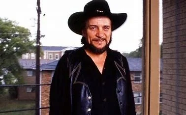 how-is-struggle-jennings-related-to-waylon