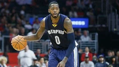 is-jamychal-green-related-to-draymond-green