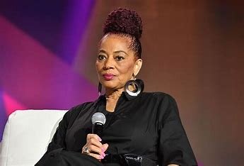 is-tracy-mcmillan-related-to-terry-mcmillan