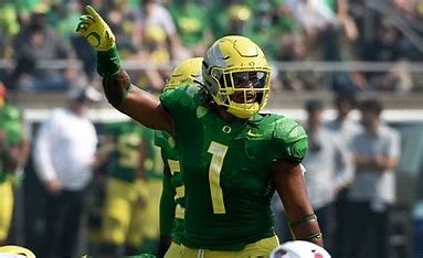 is-noah-sewell-related-to-penei-sewell