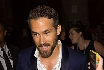 is-burt-reynolds-related-to-ryan-reynolds