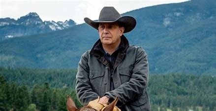 how-is-spencer-dutton-related-to-john-dutton