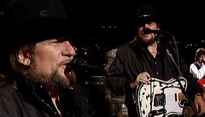 is-struggle-jennings-related-to-waylon-jennings