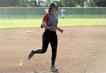 is-maya-brady-related-to-tom-brady