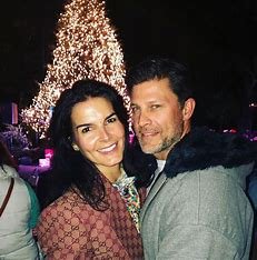 family-is-angie-harmon-related-to-mark-harmon