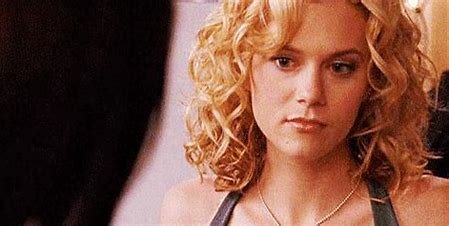 is-hilarie-burton-related-to-tim-burton