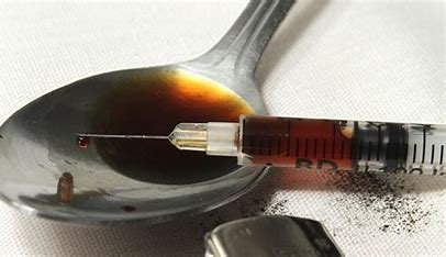 which-issue-is-related-to-long-term-heroin-use-pleasure-depression-hypoxia-mood-swings