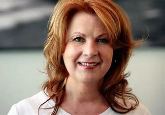 who-is-patty-loveless-related-to