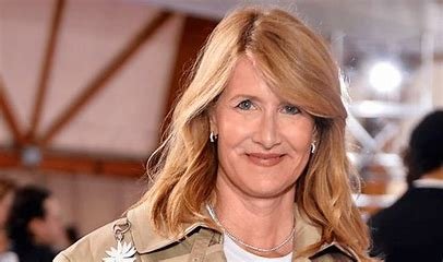 is-laura-dern-related-to-reese-witherspoon
