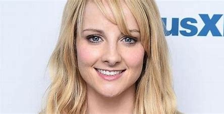 is-melissa-rauch-related-to-harry-anderson