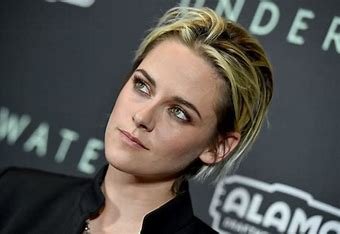 how-is-kristen-stewart-related-to-martha-stewart