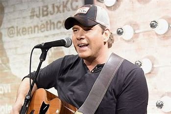 is-rodney-atkins-related-to-chet-atkins