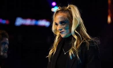 is-julia-hart-related-to-the-hart-family