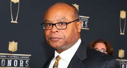 is-singletary-on-bills-related-to-mike