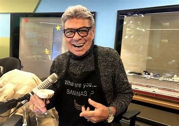 is-uncle-johnny-related-to-elvis-duran