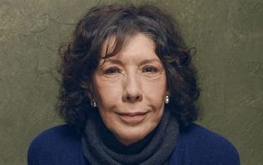 is-taylor-tomlinson-related-to-lily-tomlin