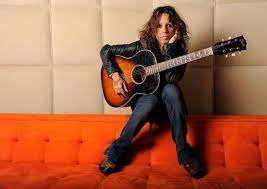 is-joe-perry-related-to -inda-perry