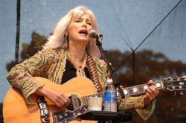 is-emmylou-harris-related-to-loretta-lynn