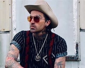 who-is-yelawolf-related-to